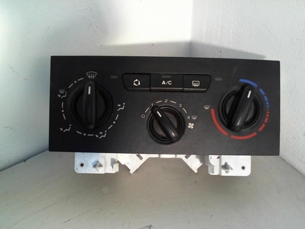 140015338a 8212240 CITROEN JUMPY KLIMA KONTROL PANELI CIKMA